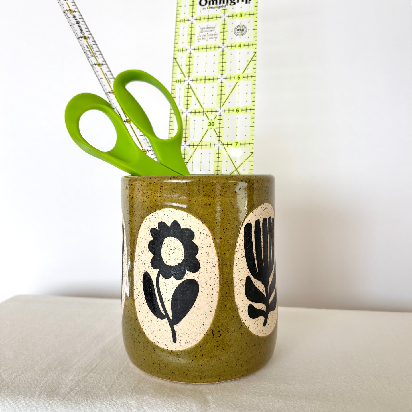 Botanical Vase OLIVE