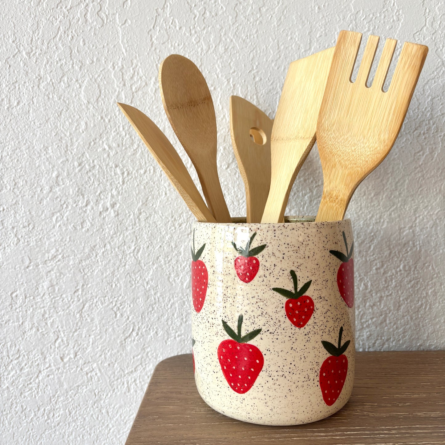 Strawberry Utensil Crock - Scatter