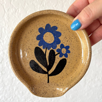 Blockprint Flower Spoonrest